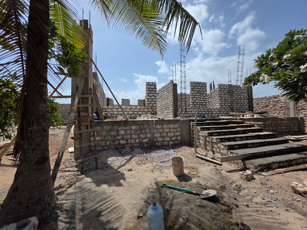 Building Grounds Capogallo Residence